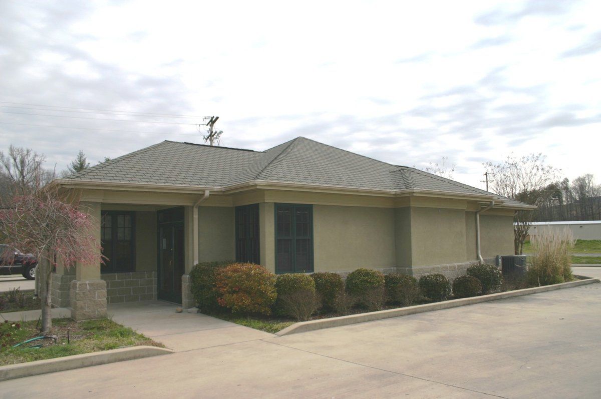 Tower Community Bank: 12500 Highway 28, Whitwell, TN 37397